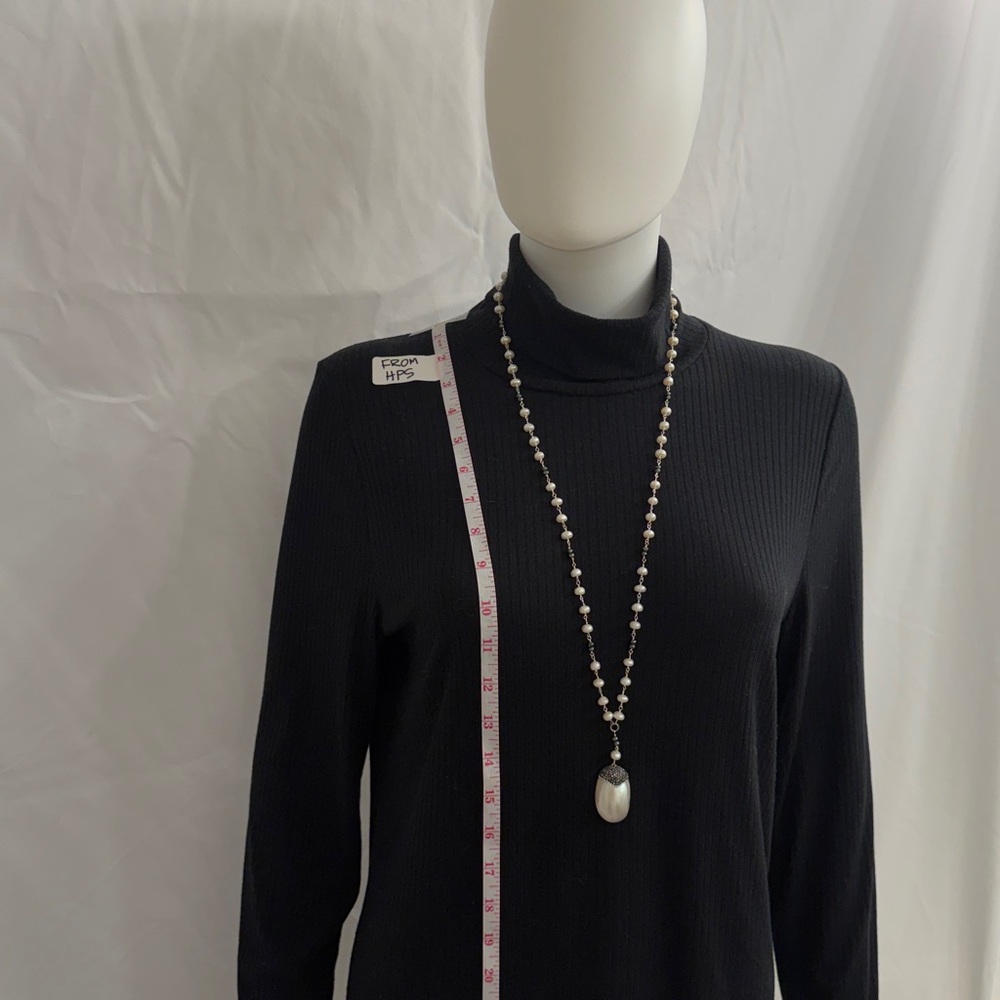 Vintage-Inspired Faux Pearl Pendant Necklace Lightweight